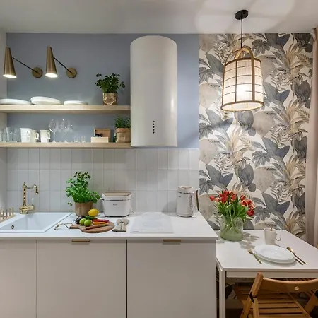 Shortstaypoland Jagiellonska * Varsovia